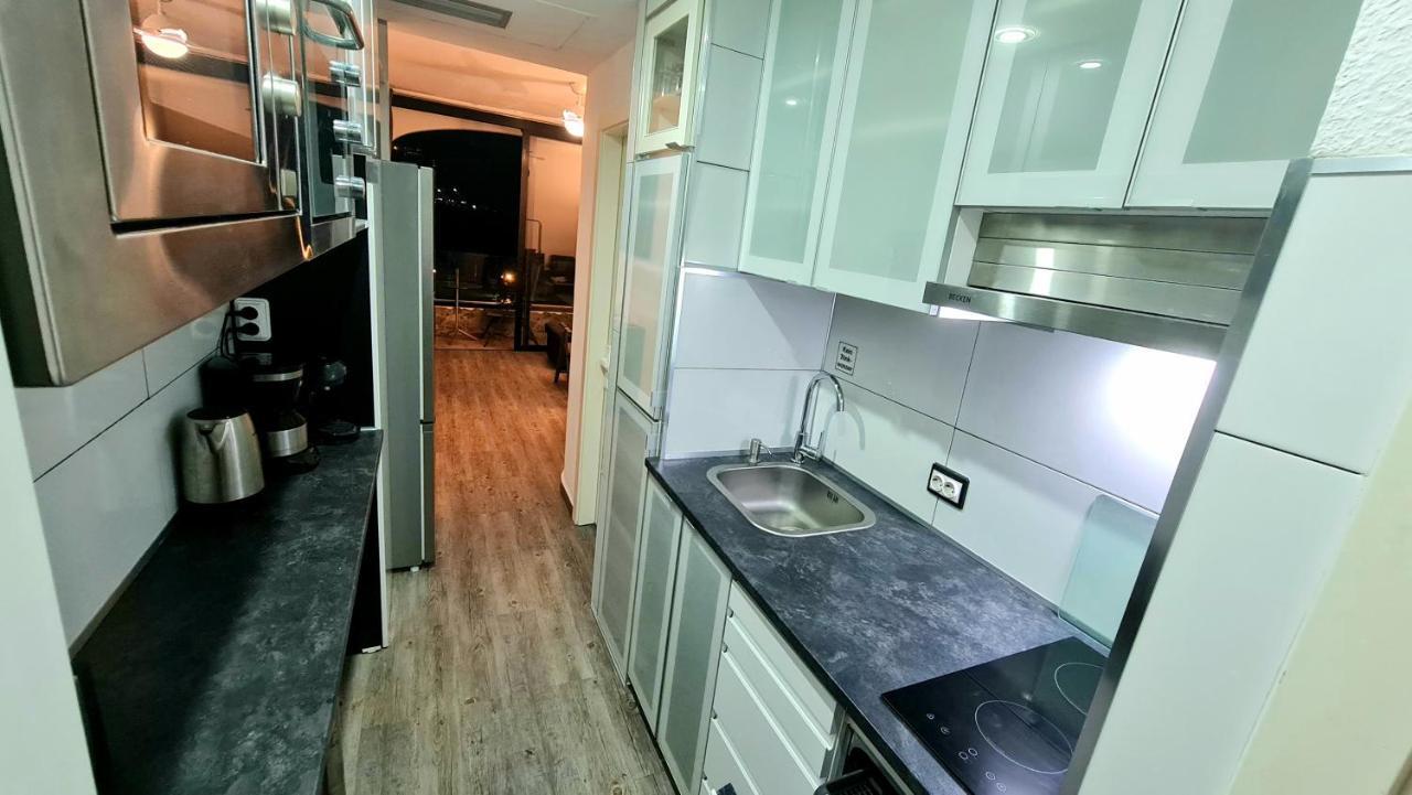 Oceanfront Deluxe-45M,Heated Pools,2Aircondition, 2Tv-65",Dishwasher,600Mb,Lift,Amadores View ! Playa Del Cura  Dış mekan fotoğraf